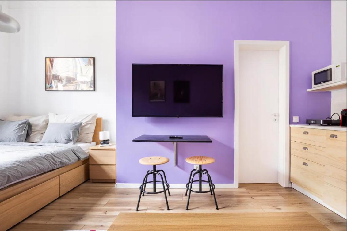 Apartamento Stylish Purple In Heart Of